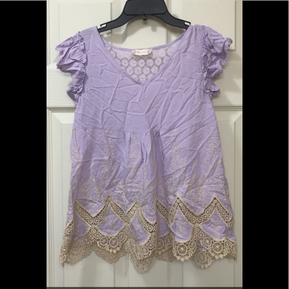 Altar’d state top